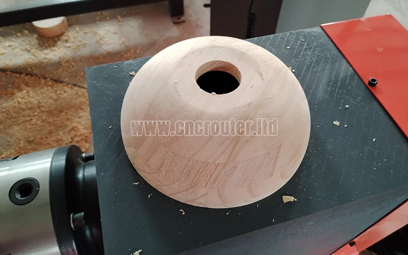 Proyecto de cuenco de madera terminado en torno cnc para vasijas..jpg