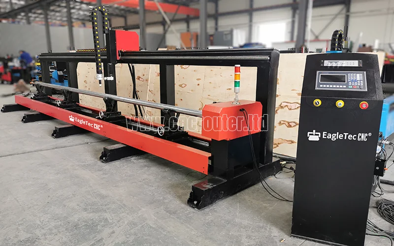 Cortadora rotativa de plasma cnc para corte de tubos redondos.jpg