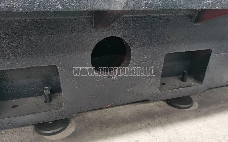 Base robusta de máquina perforadora cnc de hierro fundido HT250.jpg