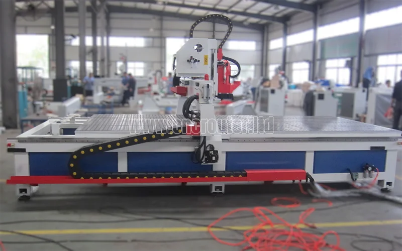 Máquina enrutadora cnc atc de Jinan EagleTec.jpg