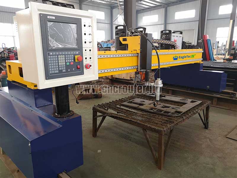 Máquina de plasma CNC de pórtico en venta.jpg